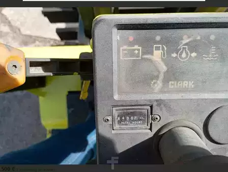 Diesel gaffeltruck 1990  Clark DPM20 (6)