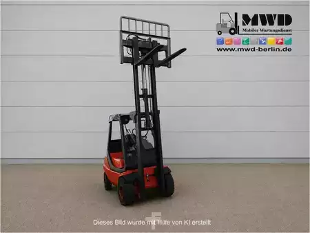 Empilhador diesel 1992  Linde H30D (1)