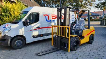 Dieselstapler 2024 TEU FD40T (2)