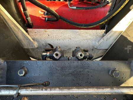 Dieselový VZV 2004  Svetruck 15120 (10)