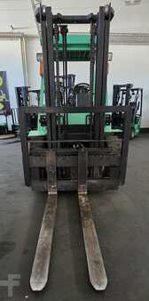 Diesel Forklifts 1999  Mitsubishi FD35 (5)