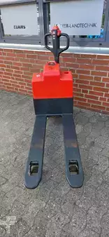 Niederhubwagen 2018  Linde MT15 -113 (4)