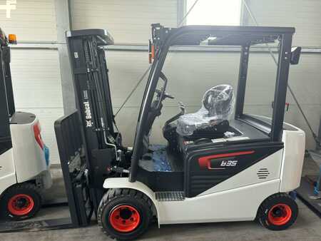 Elektro 4 Rad 2024  Bobcat B35NS (1)