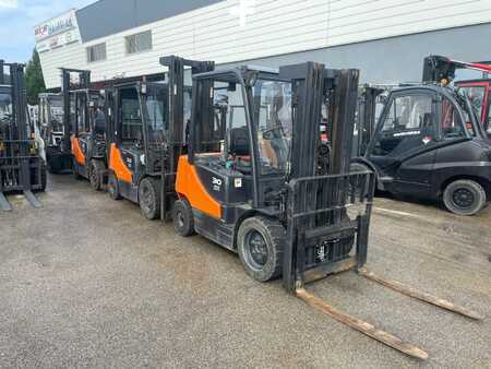 Dieselstapler 2015 Doosan D30S-5 (2)