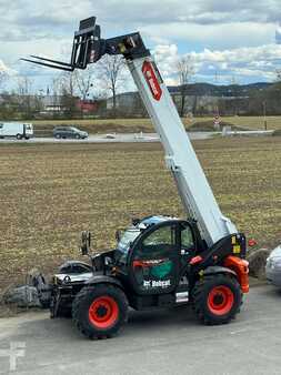 Teleskopstapler-Starr  Bobcat T41-140LSP (1)