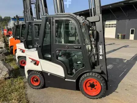 Wózki widłowe diesel 2025  Bobcat D30NXS (1)