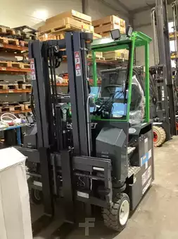 Seitenstapler  Combilift CBE3000 (3)