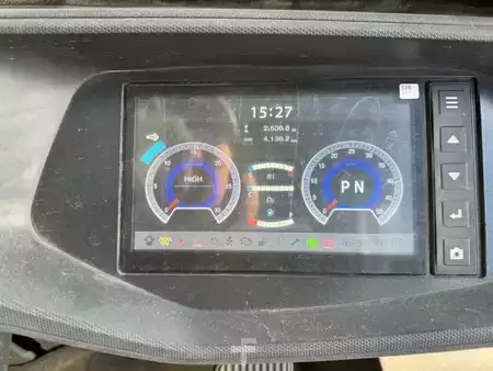 Dízel targoncák 2022  Doosan D30NXS (1)