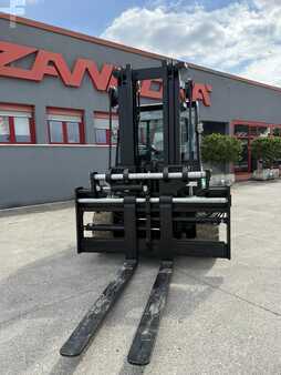 Carrelli elettrici 4 ruote 2025  HC (Hangcha) CPD 80 XCY2 SI (7)