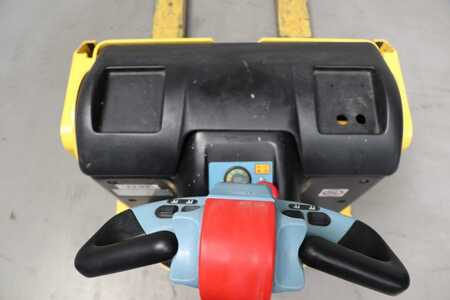 Electric Pallet Trucks 2011  Hyster P2.5 (3) 