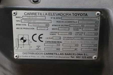 4-wiel elektrische heftrucks 2010  Toyota 7FBMF30 (4)