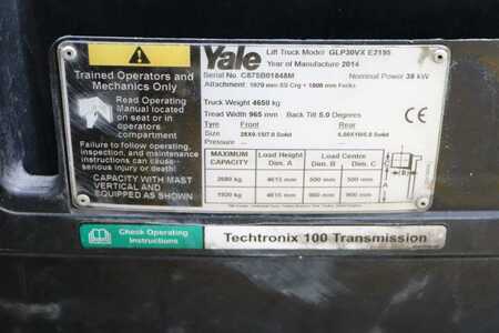 Wózki gazowe 2014  Yale GLP30VX (2) 