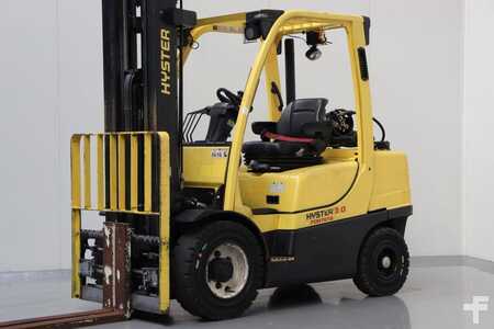 Gas truck 2015  Hyster H3.0FT (1)