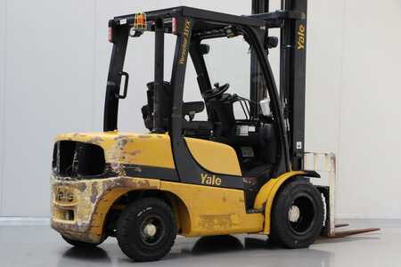 Diesel Forklifts 2013  Yale GDP35VX (2) 