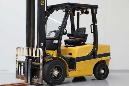 Diesel Forklifts 2014  Yale GDP35VX (1)