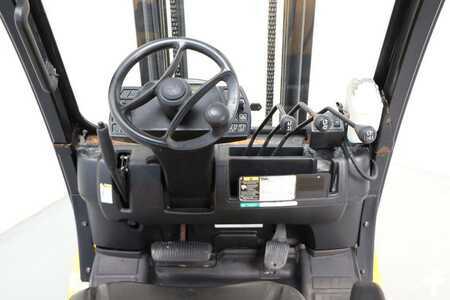 Diesel Forklifts 2014  Yale GDP35VX (3)