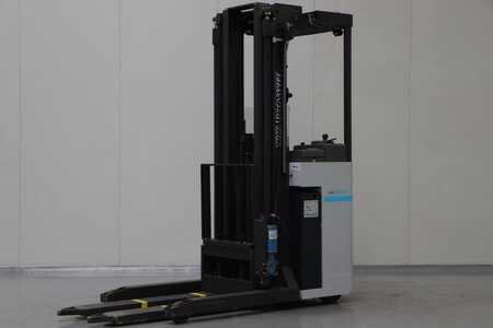 Stackers Stand-on 2015  Unicarriers A/ATF/100DTFVJN540 (1)