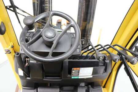 Gas truck 2014  Hyster H2.5CT (3)