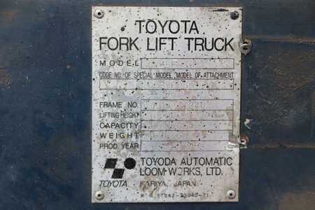 Empilhador diesel - Toyota 02-5FD30 (2)