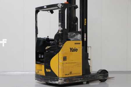 Reach Truck 2013  Yale MR16H (2)