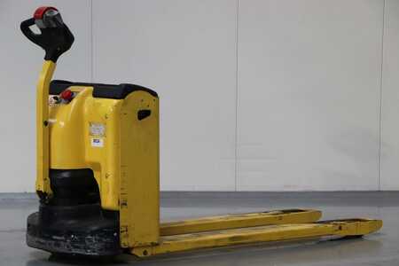 Electric Pallet Trucks 2013  Hyster P2.0 (2)