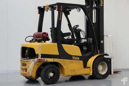 LPG Forklifts 2018  Yale GLP35VX (2)