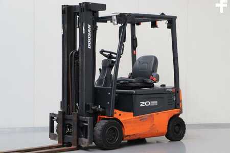 Elektro čtyřkolový VZV 2014  Doosan B20X-5 (1)