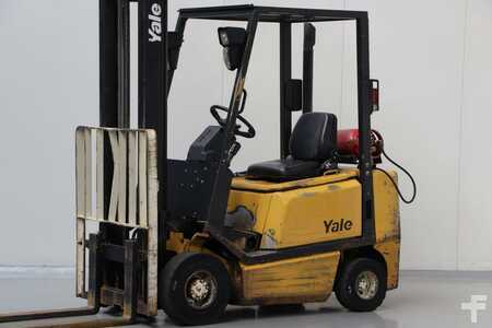 LPG heftrucks 2003  Yale GLP20AF (1)