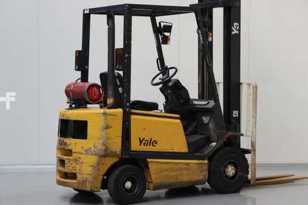 LPG heftrucks 2002  Yale GLP20AF (2)