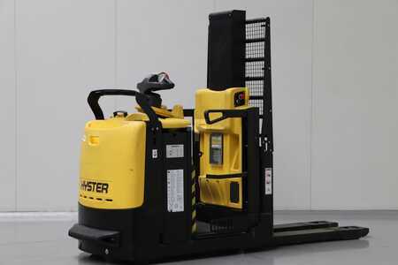 Porta-paletes elétrico 2018  Hyster LO2.0 (2)