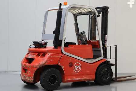 LPG heftrucks 2004  BT CBG 35 (2)