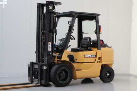 LPG VZV 2003  CAT Lift Trucks GP30K (1)