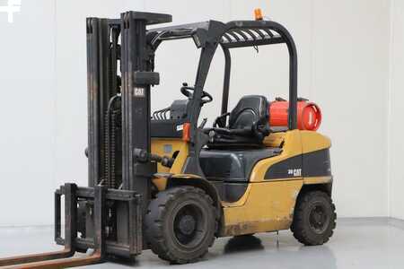 Gasoltruck 2007  CAT Lift Trucks GP30N (1)