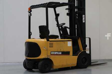 Carrelli elettrici 4 ruote 2006  CAT Lift Trucks EP20K-PAC (2)