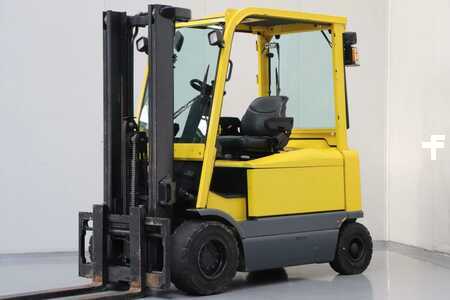 Hyster J3.00XM