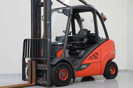 Diesel Forklifts 2017  Linde H35D-02 (1)