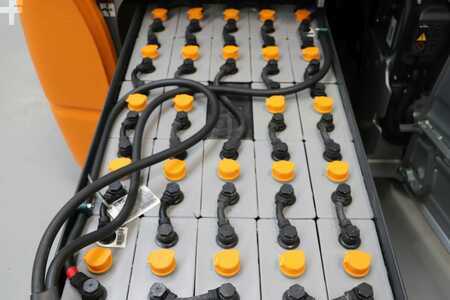 Carrelli elettrici 3 ruote 2023  Still RX20-20L (6)