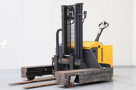 Pallestabler 2018  Robur SBP XT HD 4VR 2520 (1)