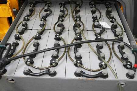 Elektro 4 Rad 2017  Jungheinrich EFG 318 (5)