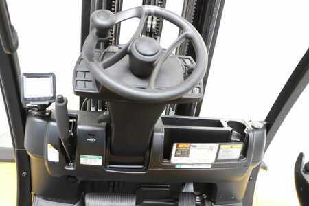 Treibgasstapler 2020  Yale GLP25VX (3)
