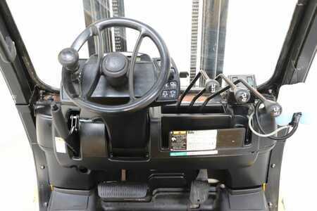 Diesel truck 2014  Yale GDP35VX (3)