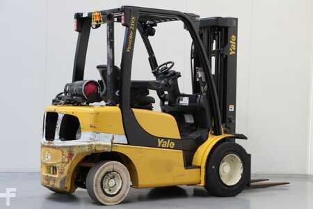 Treibgasstapler 2017  Yale GLP25VX (2)