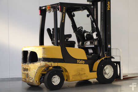 Diesel truck 2020  Yale GDP35VX (2)