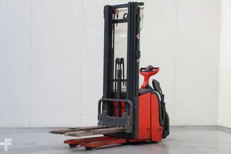 Pallet Stackers 2013  Linde L16AP (1)