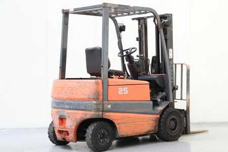 El Truck - 4-hjul 1997  Toyota FBMF20 (2)