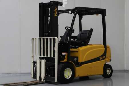 El truck - 4 hjulet 2013  Yale ERP30VL (1)
