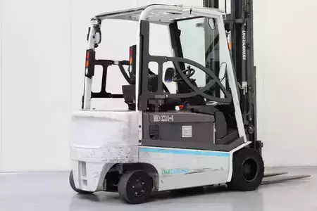 Chariots électriques à 4 roues 2017  Unicarriers G1Q2L30Q (2)
