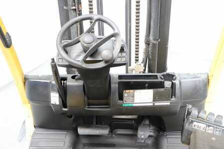 Carretilla elevadora GLP 2007  Hyster H4.0FT5 (3)