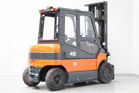 El Truck - 4-hjul 2013  Toyota 7FBMF40 (2)