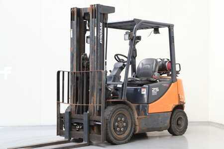 Wózki gazowe 2015  Doosan G25E-5 (1)